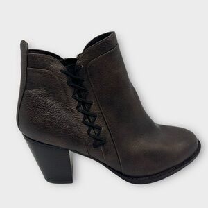 Sofft Waverly Casual Ankle Booties Womens Size 9.5 Smoke Bronze Leather Zip Nice